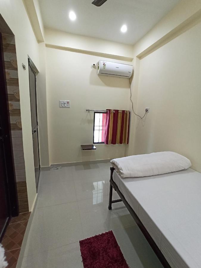 Saraswati Palace Varanasi Eksteriør bilde
