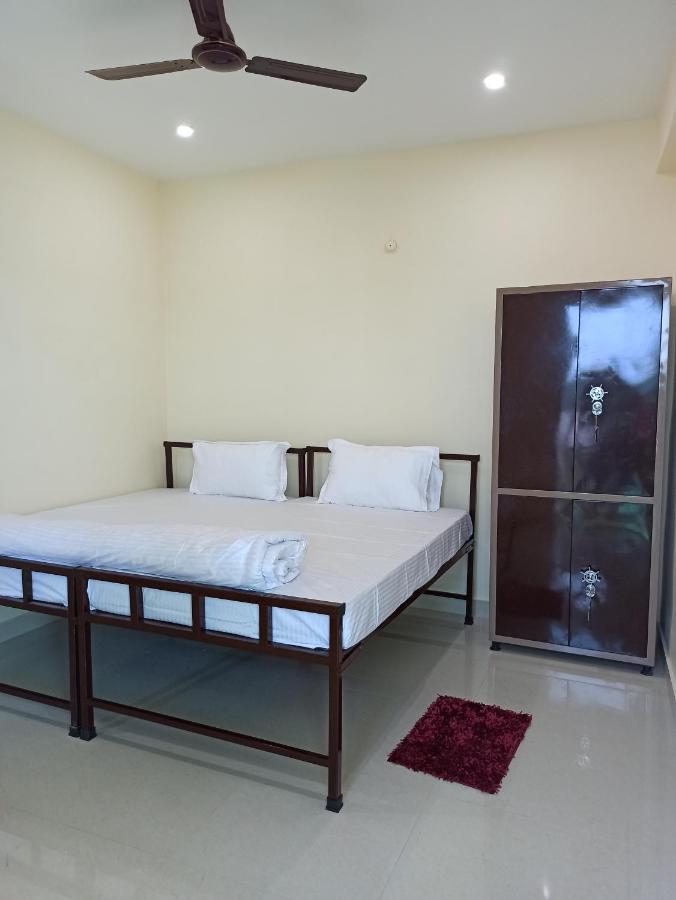 Saraswati Palace Varanasi Eksteriør bilde